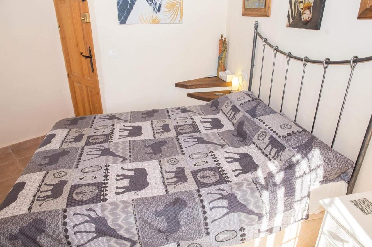 Los Giles Bed And Breakfast อัลเมรีอา ภายนอก รูปภาพ