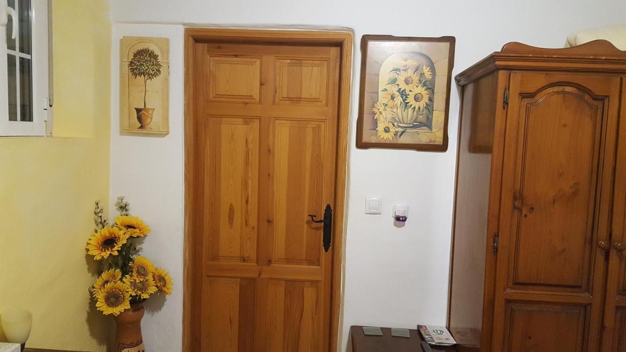 Los Giles Bed And Breakfast อัลเมรีอา ภายนอก รูปภาพ
