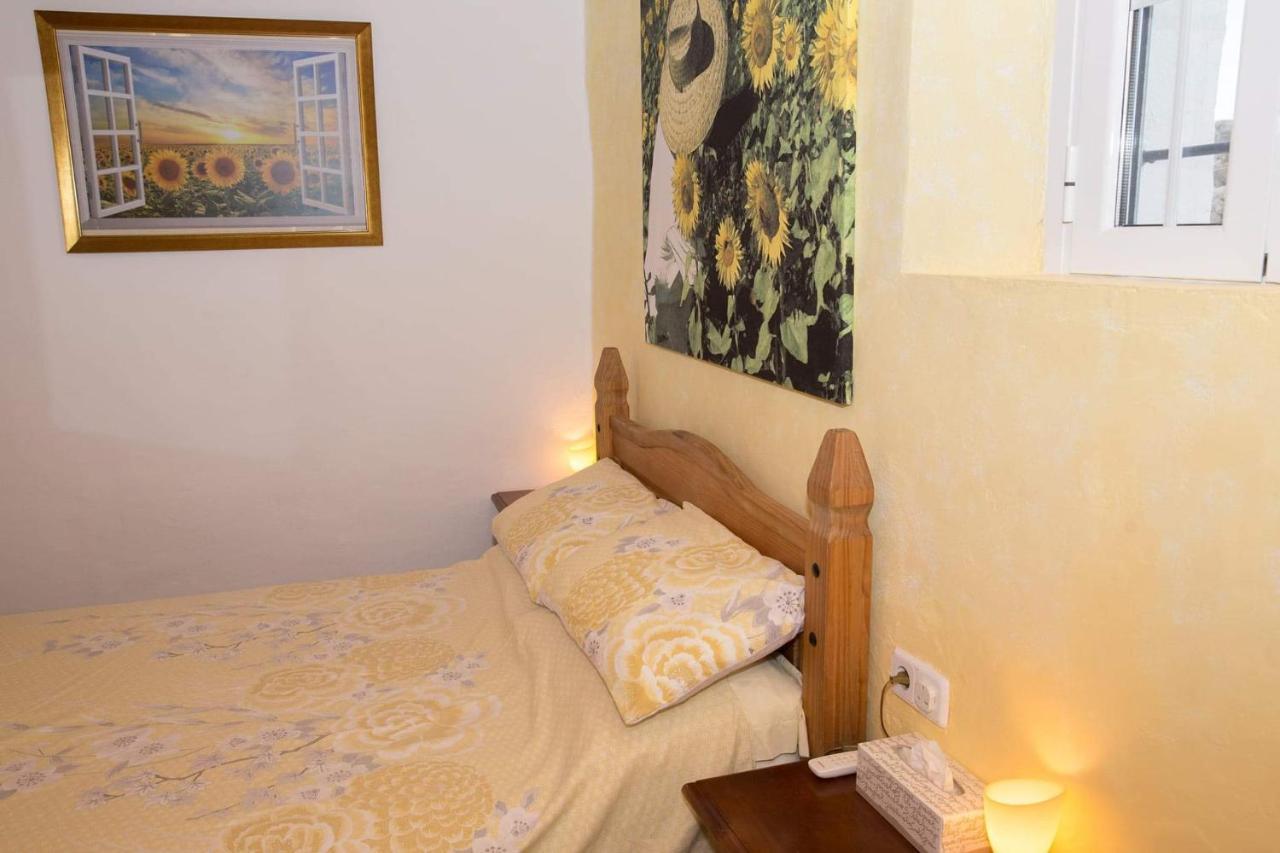Los Giles Bed And Breakfast อัลเมรีอา ภายนอก รูปภาพ